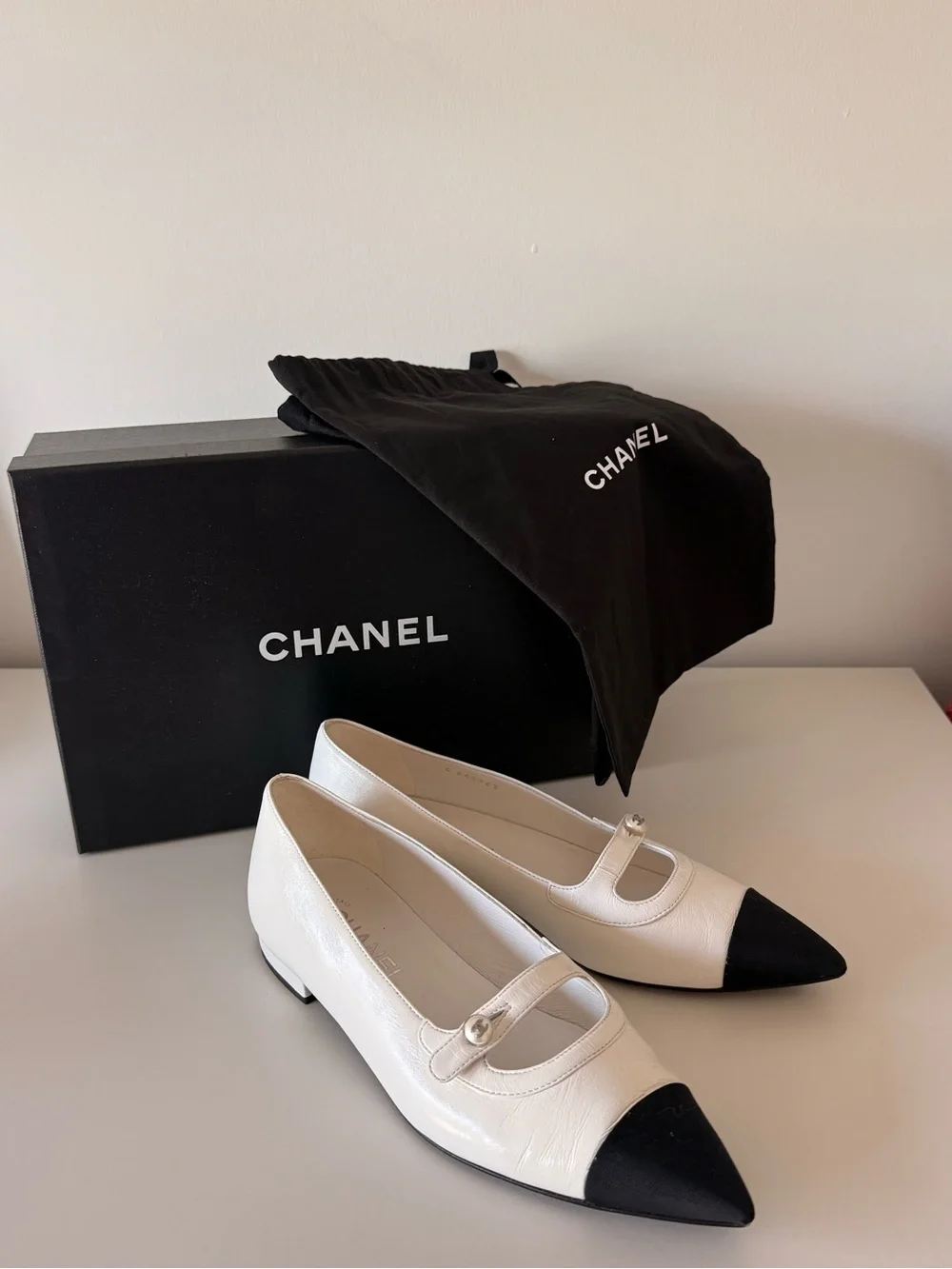 CHANEL 24A Mary Jane Ballet Flats